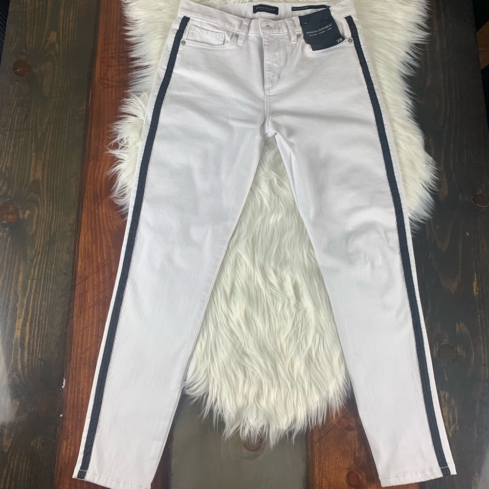 NWT Banana Republic Mid Rise Skinny Crop Size 28